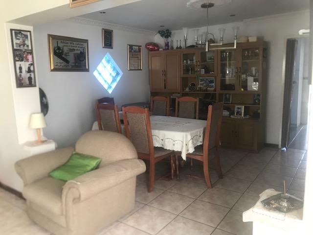 5 Bedroom Property for Sale in Pelikan Park Western Cape